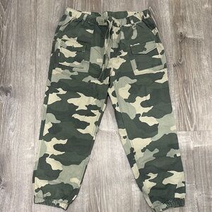 Aerie Green Camouflage Joggers
